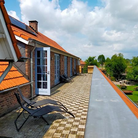 Aan De Molenberg Bed & Breakfast Broekhuizen  Exterior photo